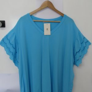 New Ladies Turquoise Blue Plus Size V Neck T-shirt One Size fits sizes 18 20 22 24