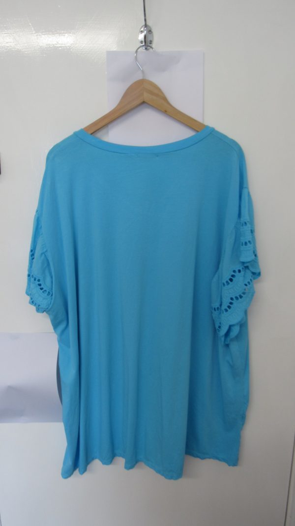 New Ladies Turquoise Blue Plus Size V Neck T-shirt One Size fits sizes 18 20 22 24 - Image 6