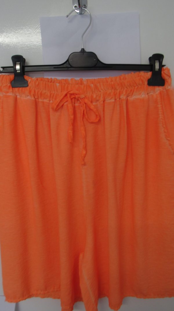 New Ladies Neon Orange Pocket Shorts One size fits sizes 16 18 20 22 Non Returnable - Image 3