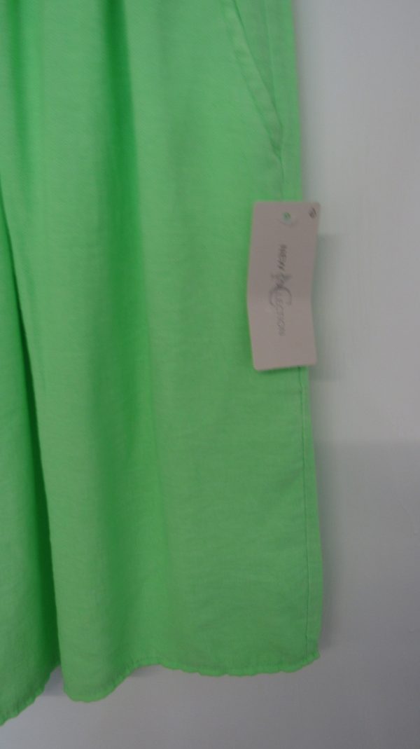 New Ladies Neon Green Pocket Shorts One size fits sizes 16 18 20 22 Non Returnable - Image 3