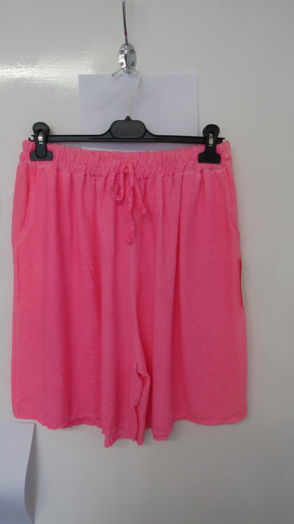 New Ladies Neon Pink Pocket Shorts One size fits sizes 16 18 20 22 Non Returnable - Image 2