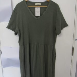 New Ladies Khaki dress Pockets One Size fits sizes 16 18 20 22
