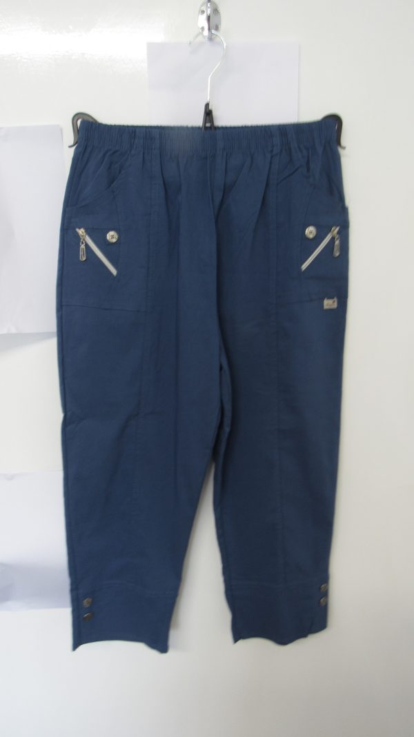 Cherry Berry Indigo Blue 3/4 length stretchy trousers Size T3 UK 12 - Image 2