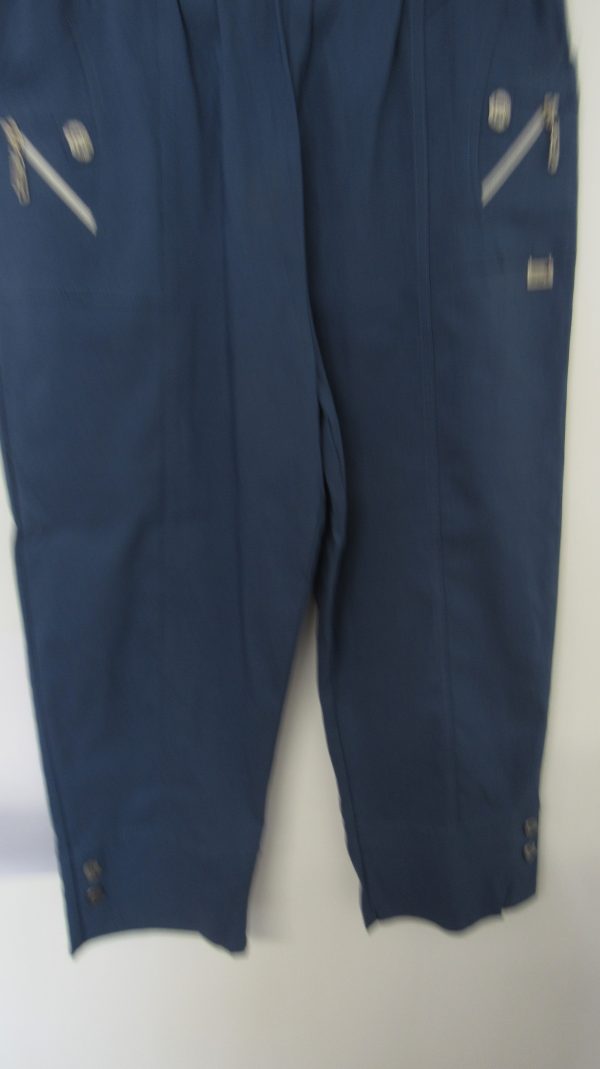 Cherry Berry Indigo Blue 3/4 length stretchy trousers Size T3 UK 12 - Image 4