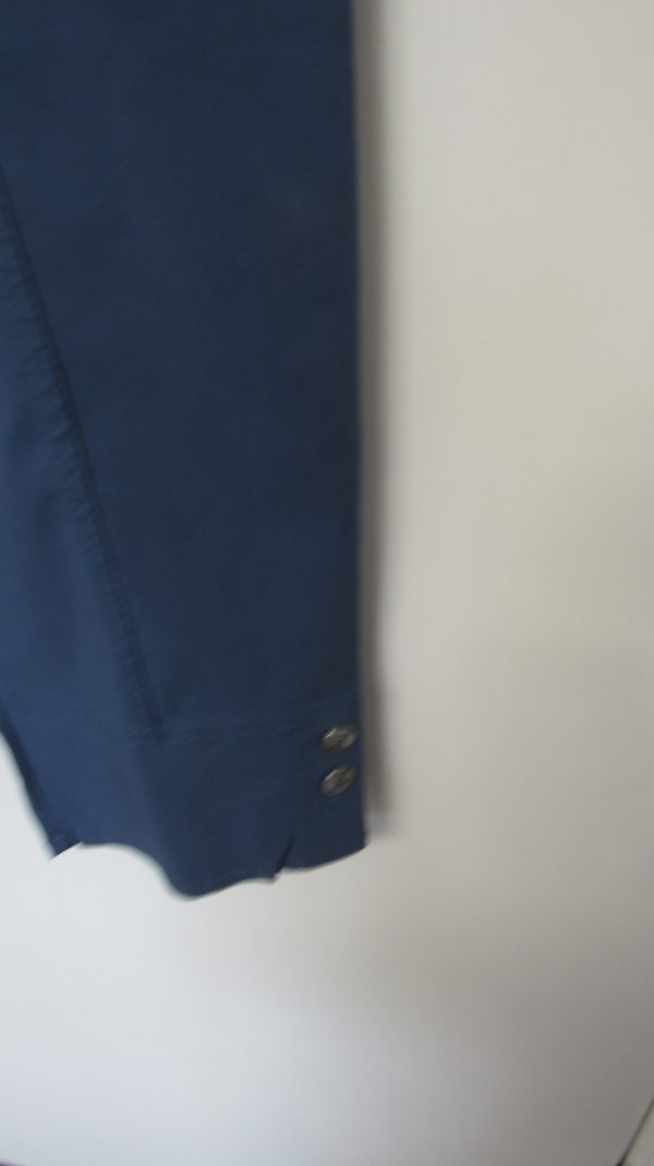 Cherry Berry Indigo Blue 3/4 length stretchy trousers Size T3 UK 12 - Image 5