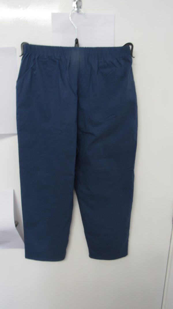 Cherry Berry Indigo Blue 3/4 length stretchy trousers Size T3 UK 12 - Image 6