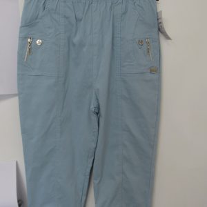 Cherry Berry Light Blue 3/4 length stretchy trousers Size T3 UK 12