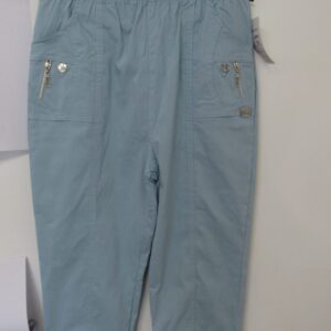 Cherry Berry Light Blue 3/4 length stretchy trousers Size T3 UK 12