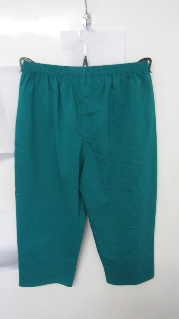 Cherry Berry Jade Green 3/4 length stretchy trousers Size T9 UK 24 - Image 5