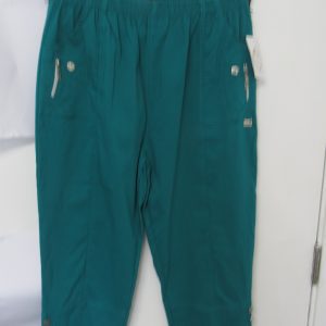 Cherry Berry Jade Green 3/4 length stretchy trousers Size T8 UK 22