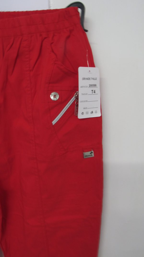 Cherry Berry Red 3/4 length stretchy trousers Size T4 UK 14 - Image 3