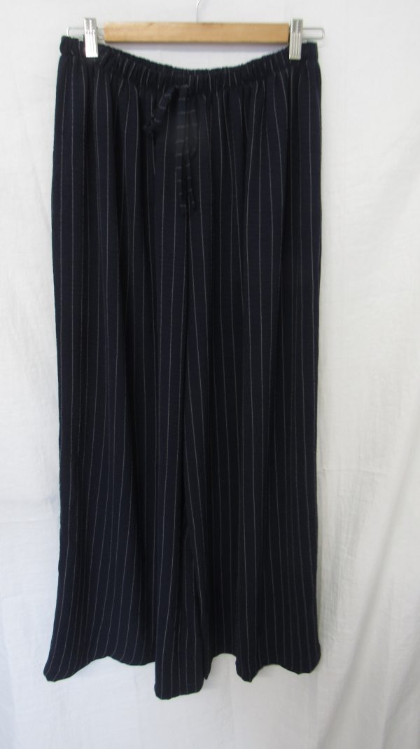 New Ladies Navy Blue Stripe Wide Leg Trousers One Size fits sizes 18 20 22