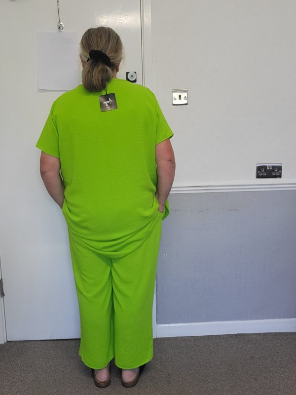 New Ladies Plus Size Lime Green 2 Piece Co Ord Set With V Neck Top & Trousers One size fits sizes 18 20 22 NON RETURNABLE - Image 6
