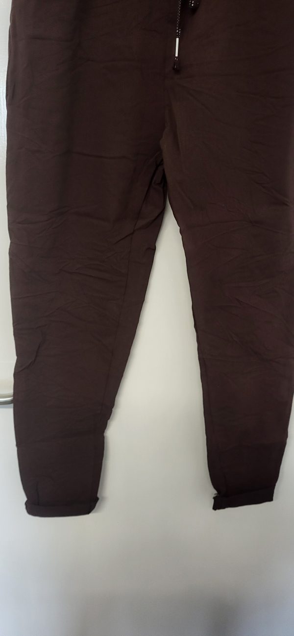 NEW Ladies Chocolate Brown Stretchy Crinkle Magic Trousers One Size Fits 10 12 14 16 Size 1 - Image 5