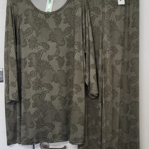 New Ladies Green Pattern Top and Trousers Co-ord Set One Size fits sizes 18 20 22 NON RETURNABLE