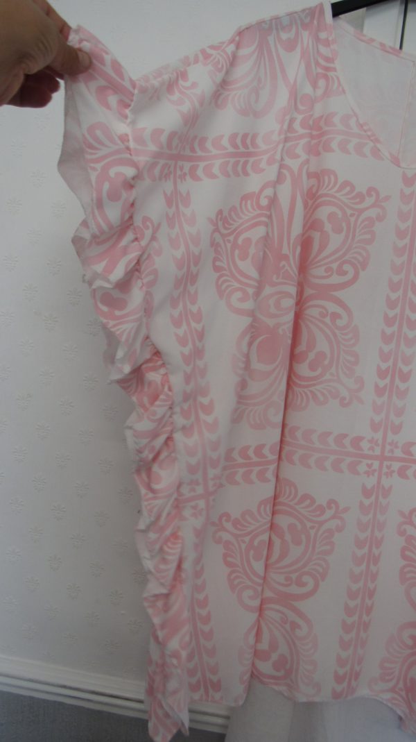 New Ladies Plus Size Light Pink Printed 2 Piece Co Ord Set With V Neck Top & Shorts One size fits sizes 18 20 22 Non RETURNABLE - Image 5