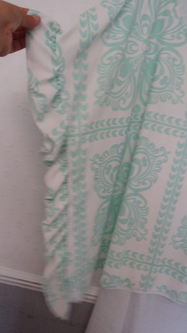 New Ladies Plus Size Mint Green Printed 2 Piece Co Ord Set With V Neck Top & Shorts One size fits sizes 18 20 22 Non RETURNABLE - Image 7