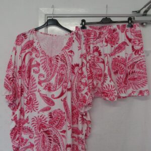 New Ladies Plus Size Cerise Pink Printed 2 Piece Co Ord Set With V Neck Top & Shorts One size fits sizes 18 20 22 Non RETURNABLE