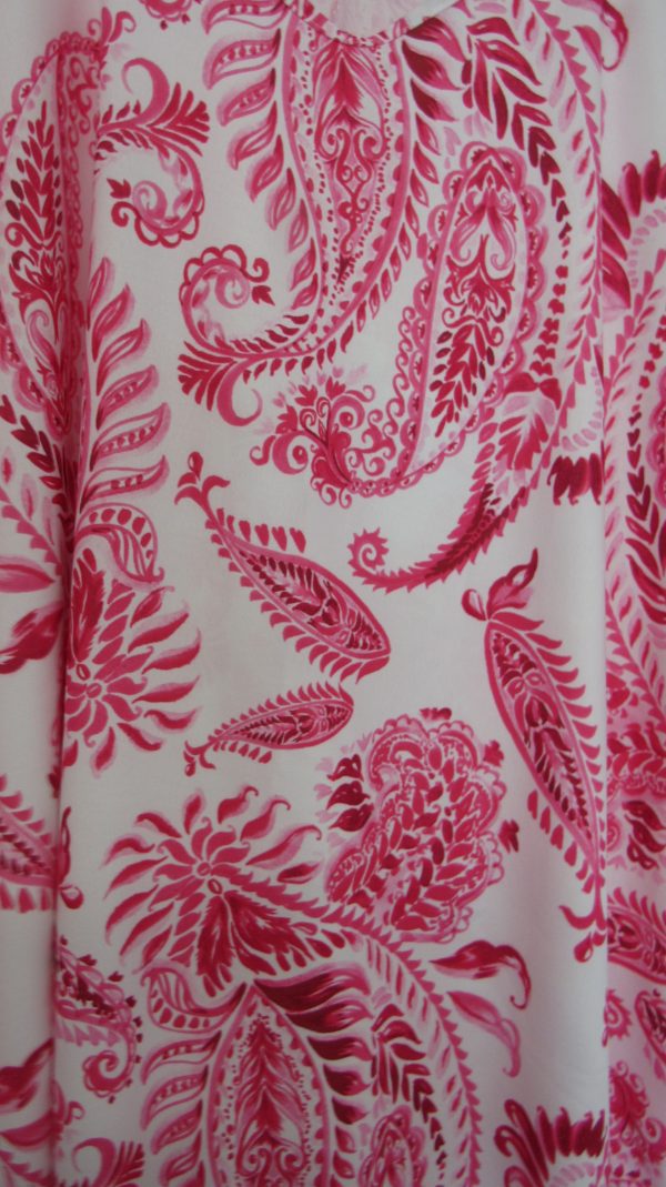 New Ladies Plus Size Cerise Pink Printed 2 Piece Co Ord Set With V Neck Top & Shorts One size fits sizes 18 20 22 Non RETURNABLE - Image 6