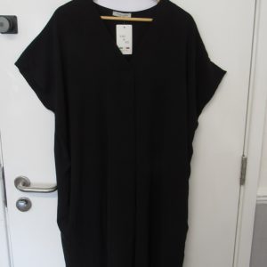 New Ladies V Neck Black Plain Pocket Dress One Size Fits sizes 18 20 22