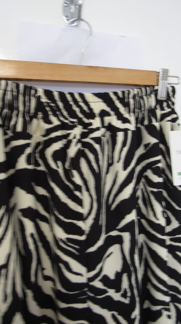 Zebra Print Wide Leg Trousers One size will fit sizes 18 20 22 - Image 8