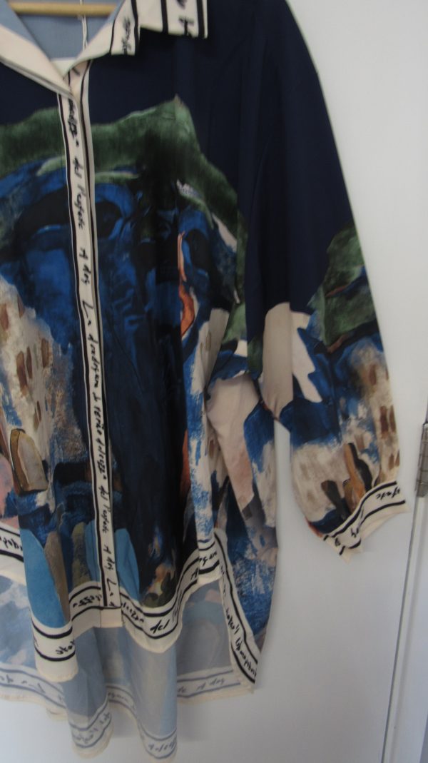 New Ladies Navy Blue Print High Low Shirt One Size fits sizes 18 20 22 - Image 5