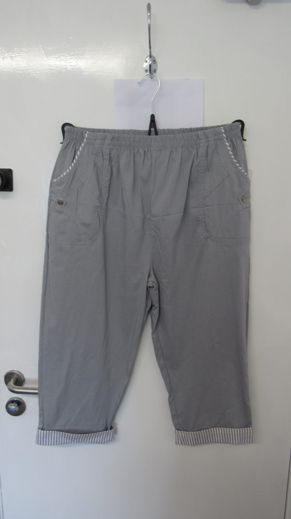 Cherry Berry Grey Stripe 3/4 Length Trousers Size T7 UK 20 - Image 2