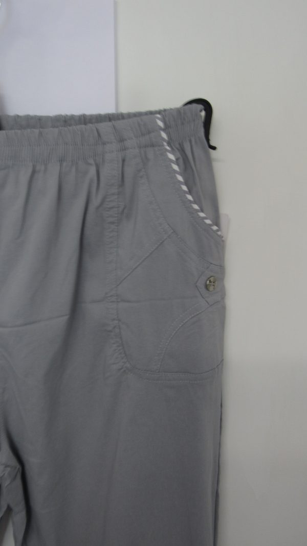 Cherry Berry Grey Stripe 3/4 Length Trousers Size T7 UK 20 - Image 3