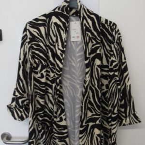 New Ladies Zebra Print Pocket Lightweight Jacket One Size fits sizes 18 20 22