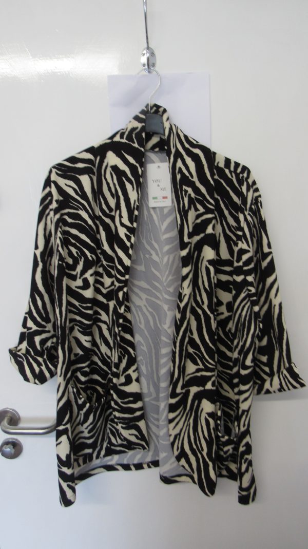 New Ladies Zebra Print Pocket Lightweight Jacket One Size fits sizes 18 20 22 - Image 2