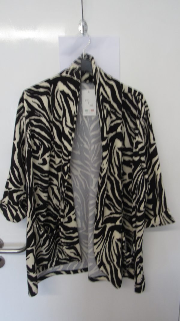 New Ladies Zebra Print Pocket Lightweight Jacket One Size fits sizes 18 20 22 - Image 5