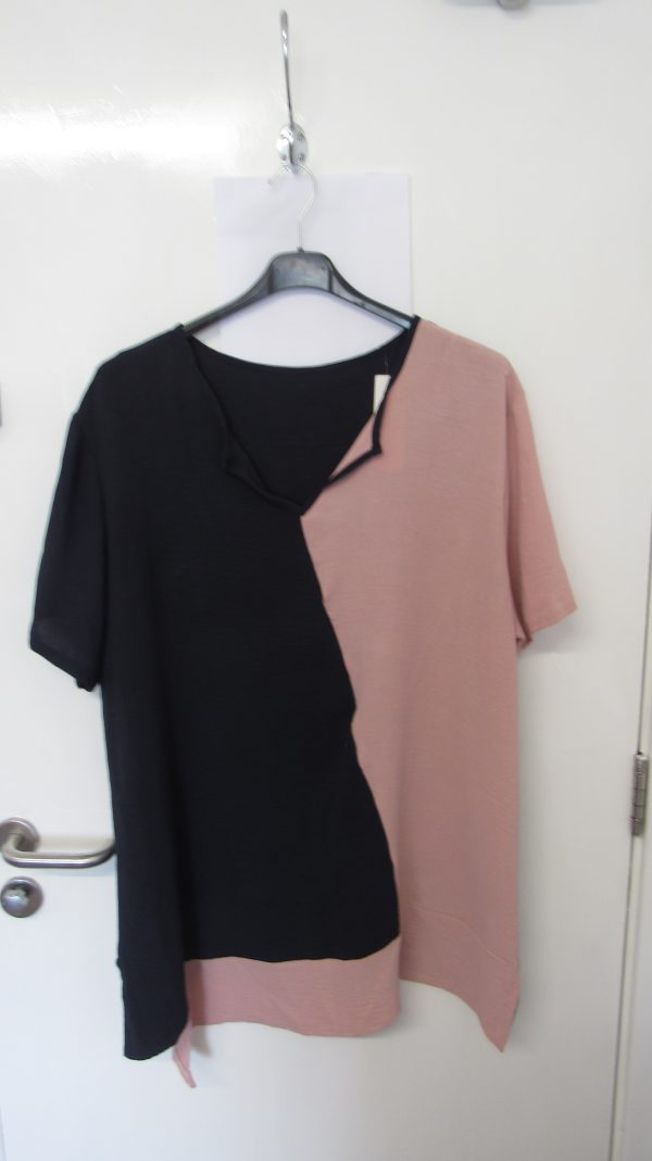 Navy and Pink V Neck Top One Size fits sizes 18 20 22 - Image 2