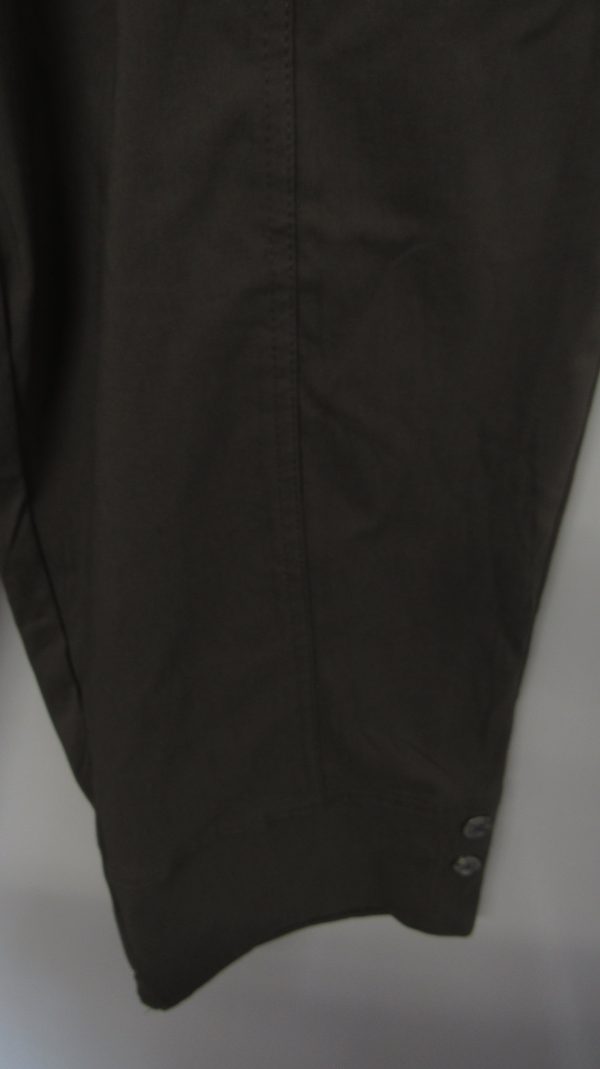 Cherry Berry Mocha 3/4 length stretchy trousers Size T5 UK 16 - Image 5
