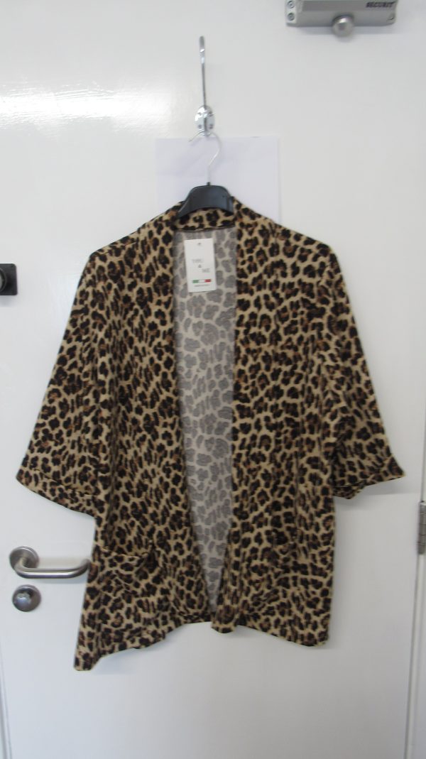 New Ladies Light Leopard Print Pocket Lightweight Jacket One Size fits sizes 18 20 22 - Image 2