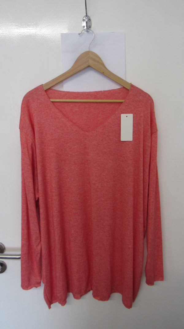 New Coral V Neck Lightweight Jumper One Size fits sizes 18 20 22 - Image 2