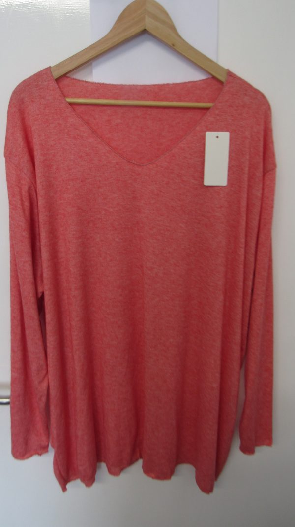 New Coral V Neck Lightweight Jumper One Size fits sizes 18 20 22 - Image 4