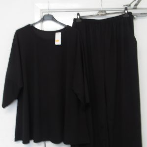 New Ladies Black 2 Piece Set Trousers and Top One Size fits sizes 18 20 22