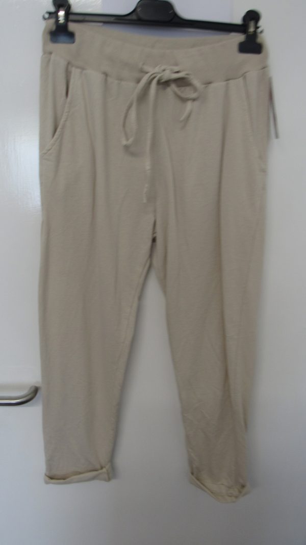 New Ladies Plain Joggers Beige One Size fits sizes 10 12 14 16 Size 1 - Image 4