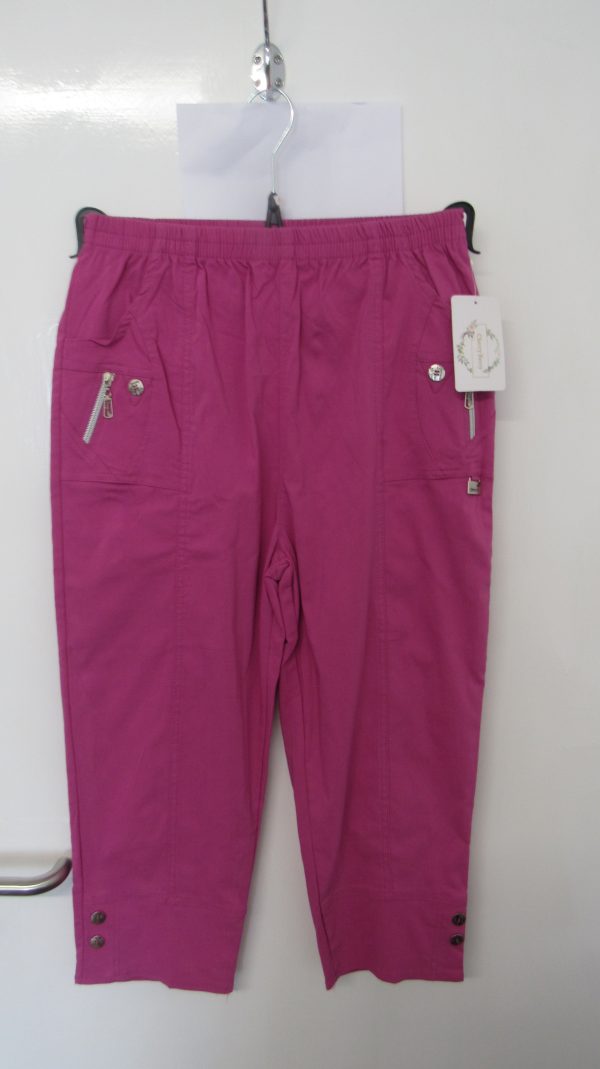 Cherry Berry Cerise Pink 3/4 length stretchy trousers Size T4 UK 14 - Image 2