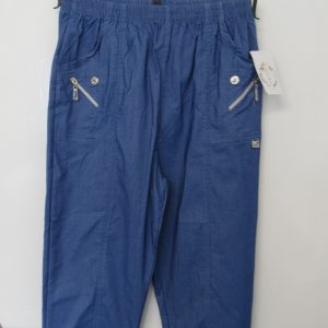 Cherry Berry Denim Blue 3/4 length stretchy trousers Size T4 UK 14