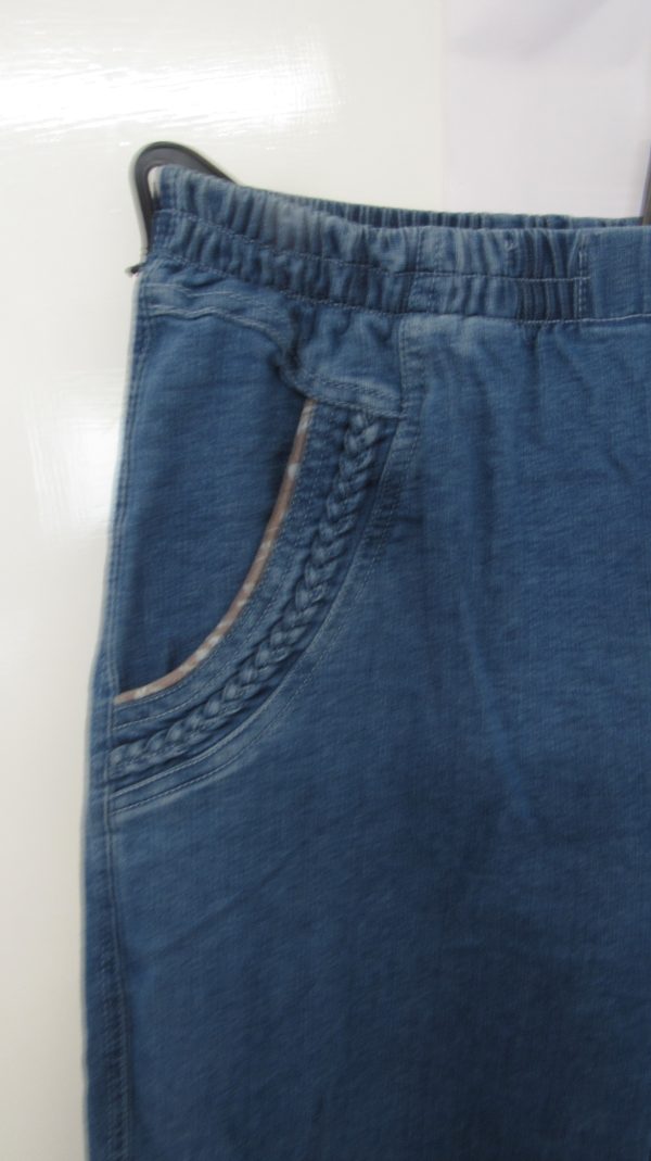 Cherry Berry Full Length Denim Blue Jeans T6 Size 18 - Image 3