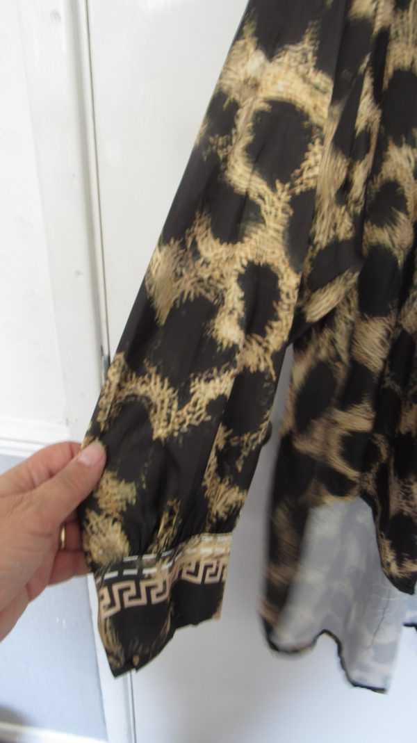 New Animal Print High Low Button Up Blouse One Size fits sizes 18 20 22 24 - Image 4