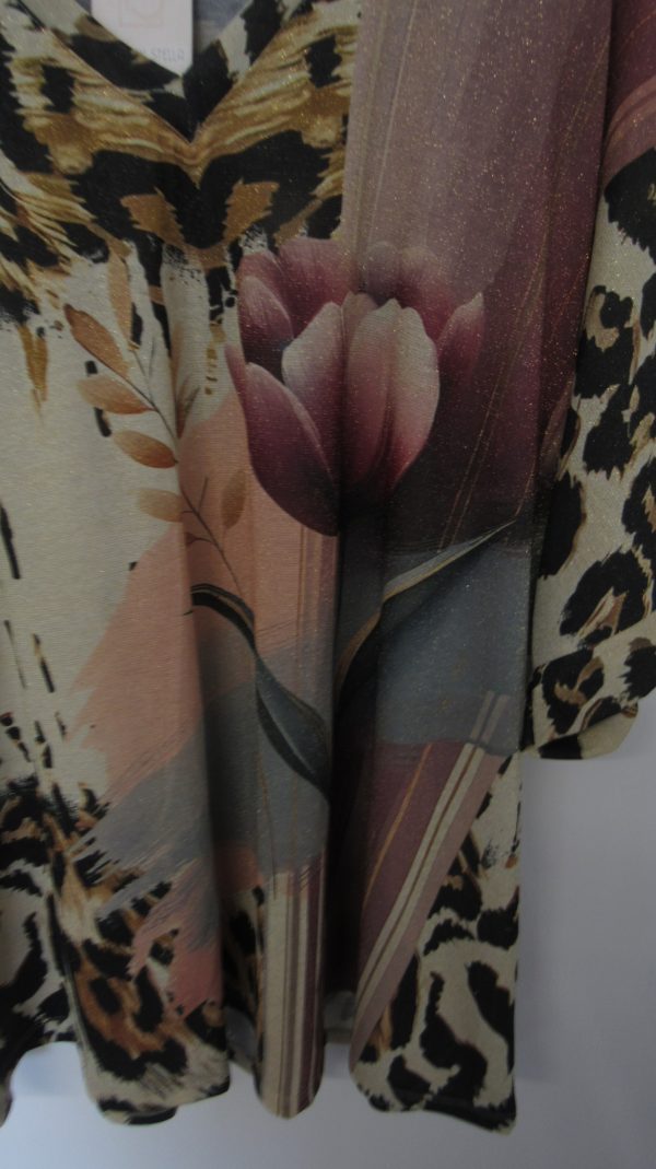 New Ladies V Neck Tulip Tunic Top One Size fits sizes 18 20 22 24 - Image 4