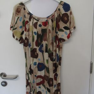 New Ladies Cream Floral Dress One Size fits sizes 18 20 22