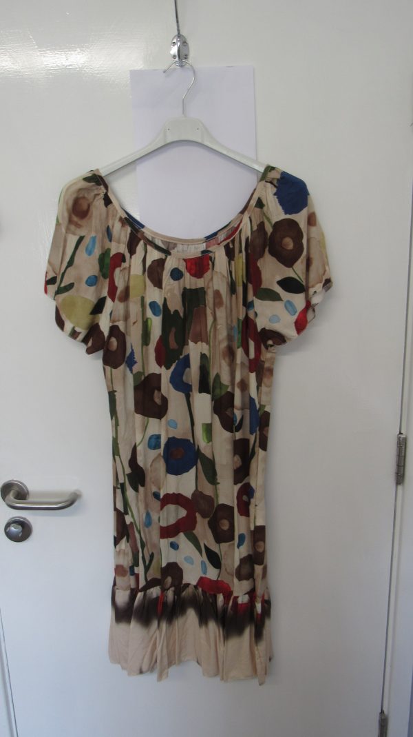 New Ladies Cream Floral Dress One Size fits sizes 18 20 22