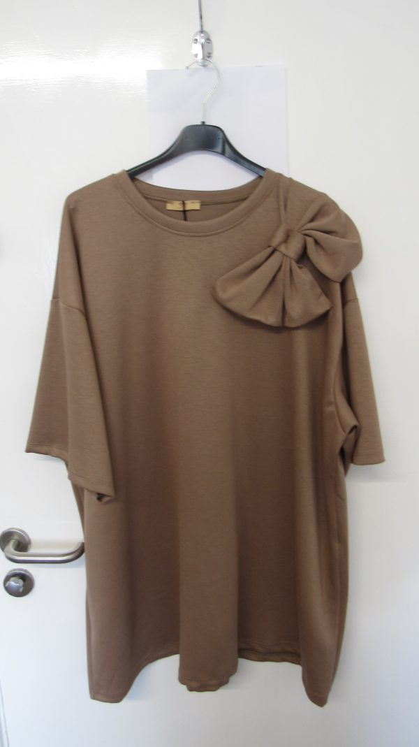 New Ladies Camel Bow Tunic Top One Size fits sizes 18 20 22 24 - Image 2