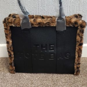 New Ladies Black Wool Tote Bag – Chic & Cozy