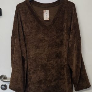 New Brown V Neck Soft Chanelle Jumper One Size fits sizes 18 20 22