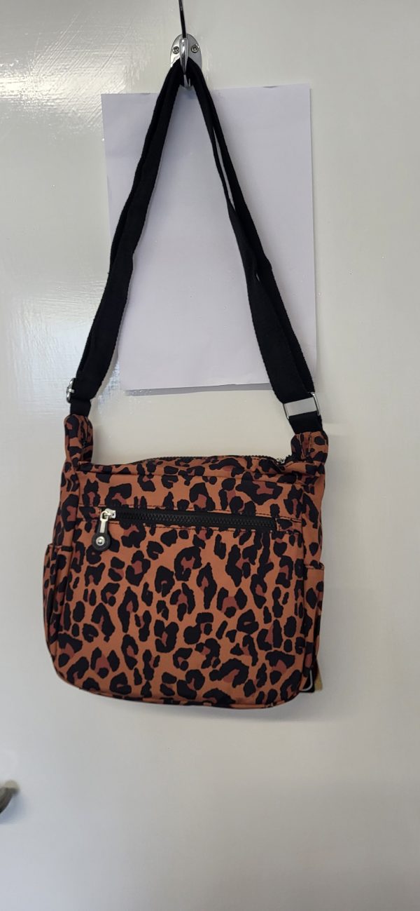 NEW Dark Brown Leopard Print Shoulder Strap Cross Body Zip Bag - Image 3