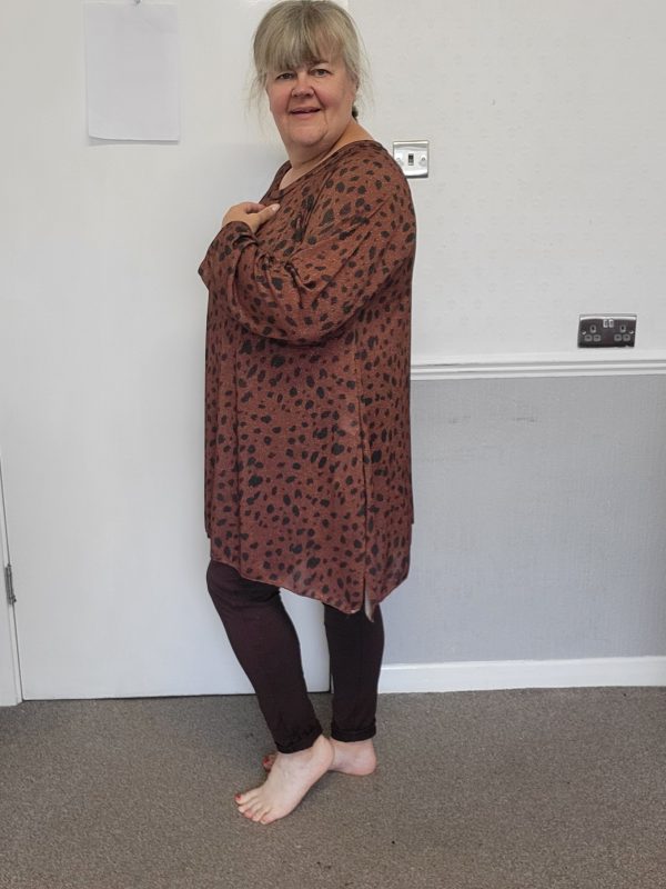 New Ladies Brown Animal Print Sparkle Tunic Top One Size fits sizes 18 20 22 24 - Image 6